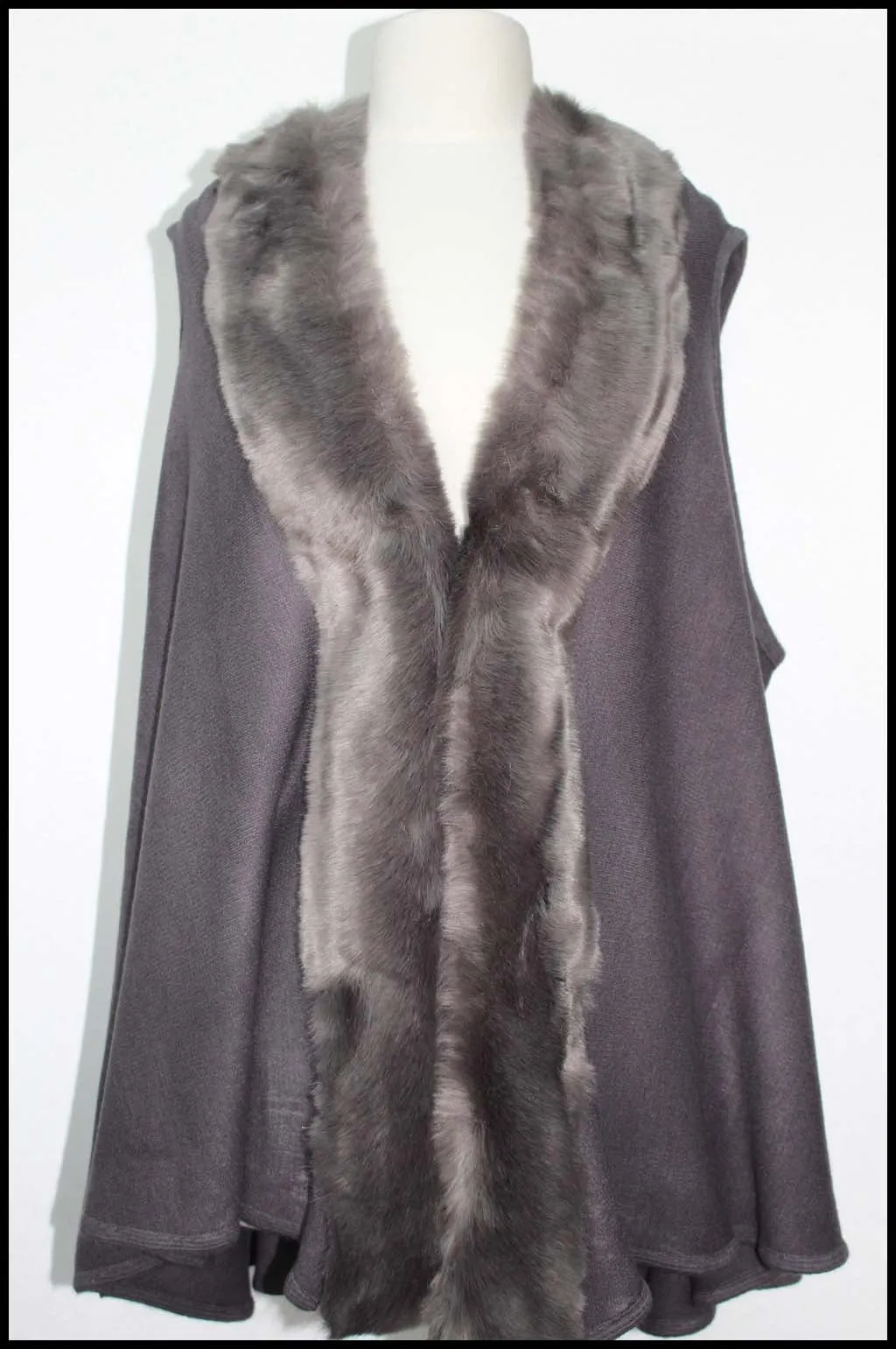 Faux Fur Trimmed Solid Vest