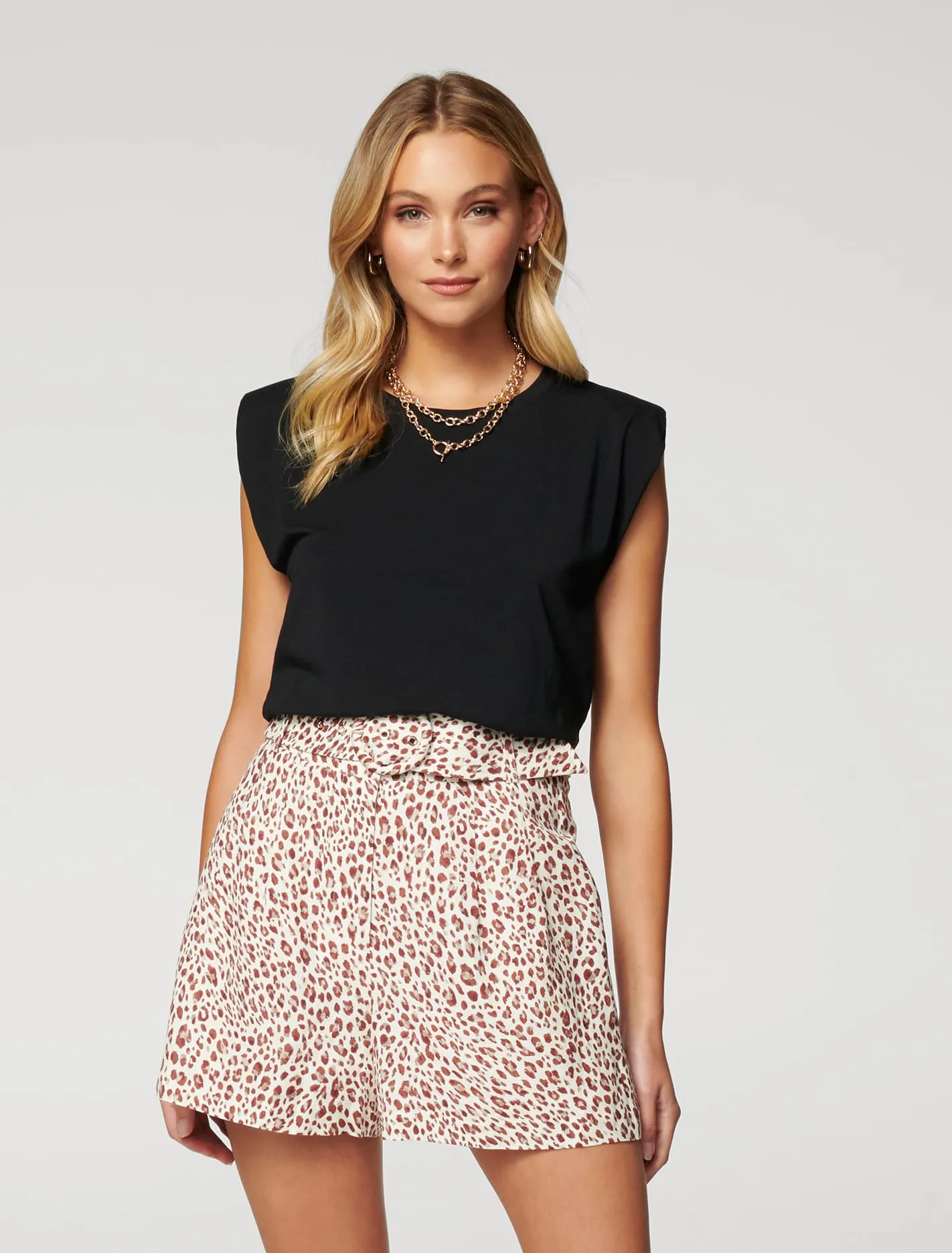 Imogen Belted Linen Blend Short